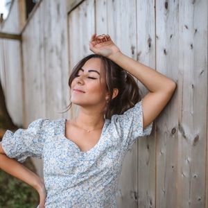 Meet your Posher, Mia